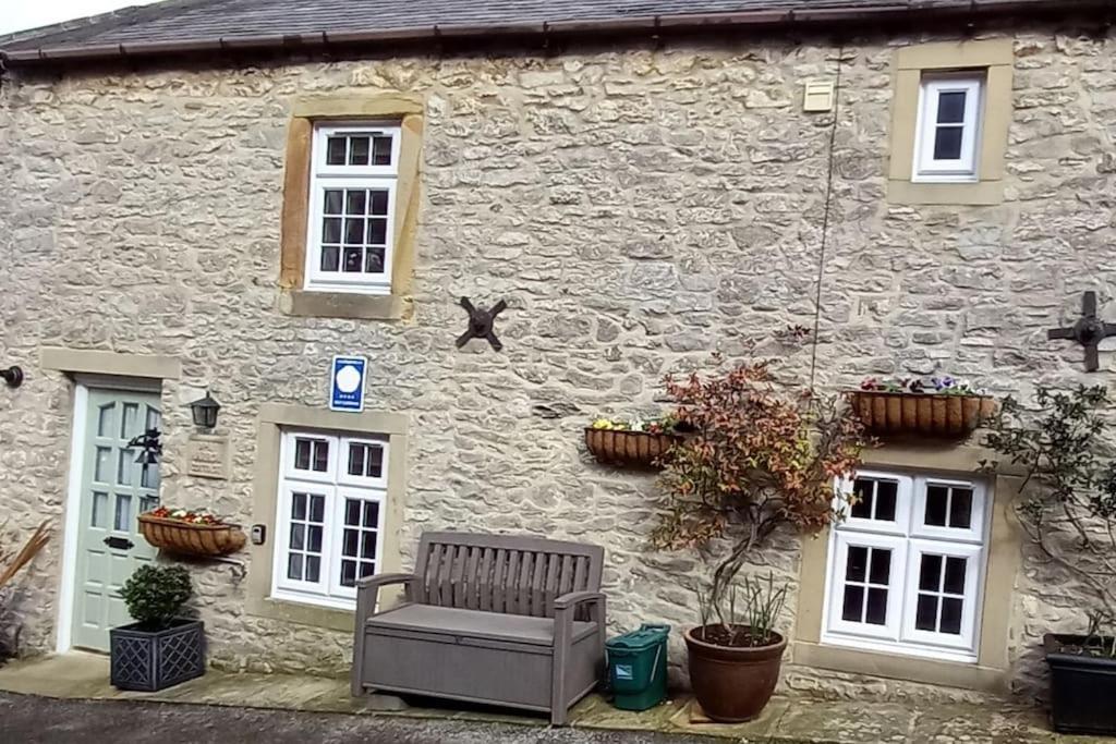 Peak District - 1 Harrow Cottage - Great Longstone 외부 사진
